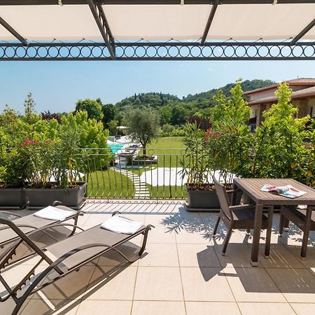 דסנזאנו דל גארדה Agriturismo Corte Aurea מראה חיצוני תמונה