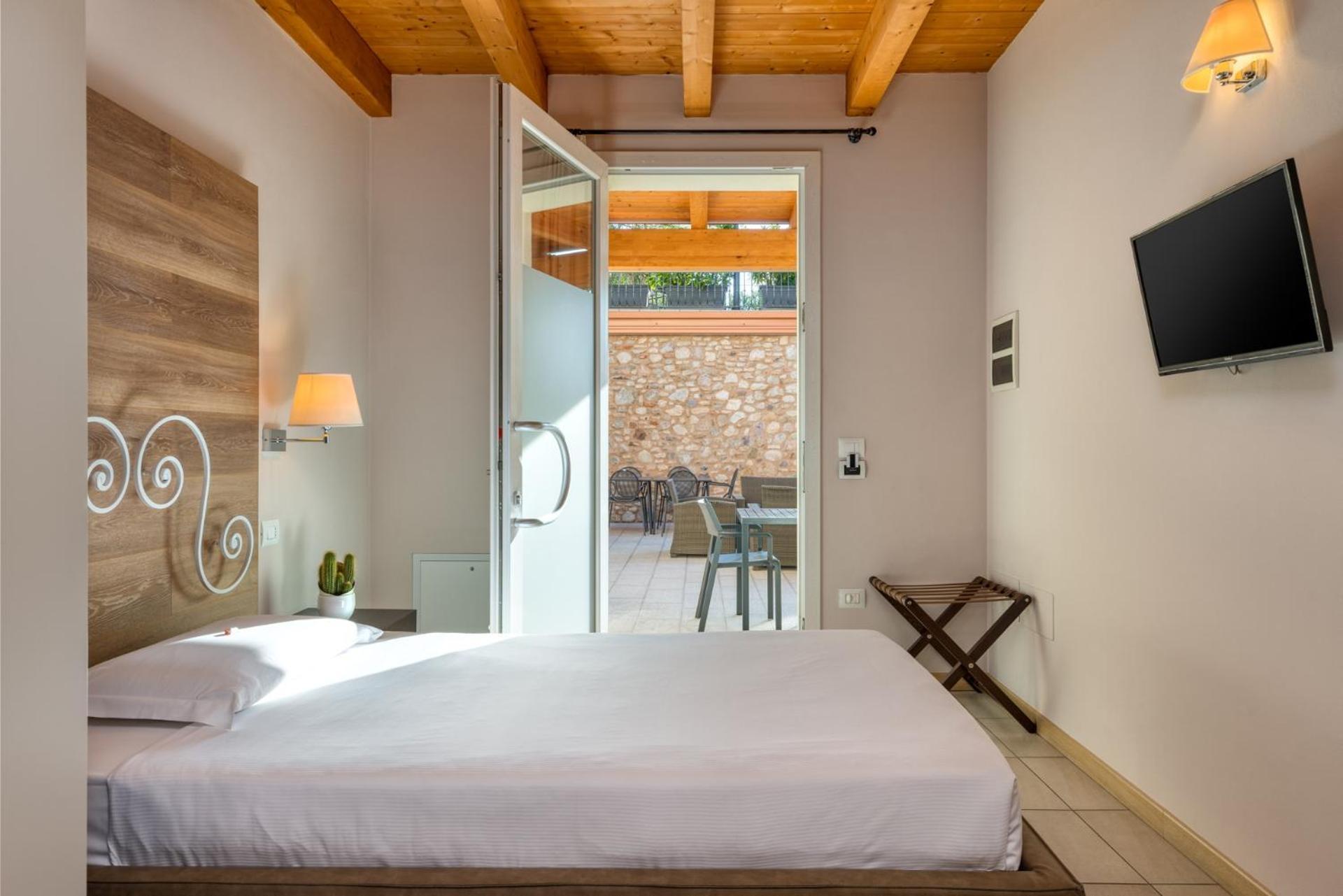 דסנזאנו דל גארדה Agriturismo Corte Aurea מראה חיצוני תמונה