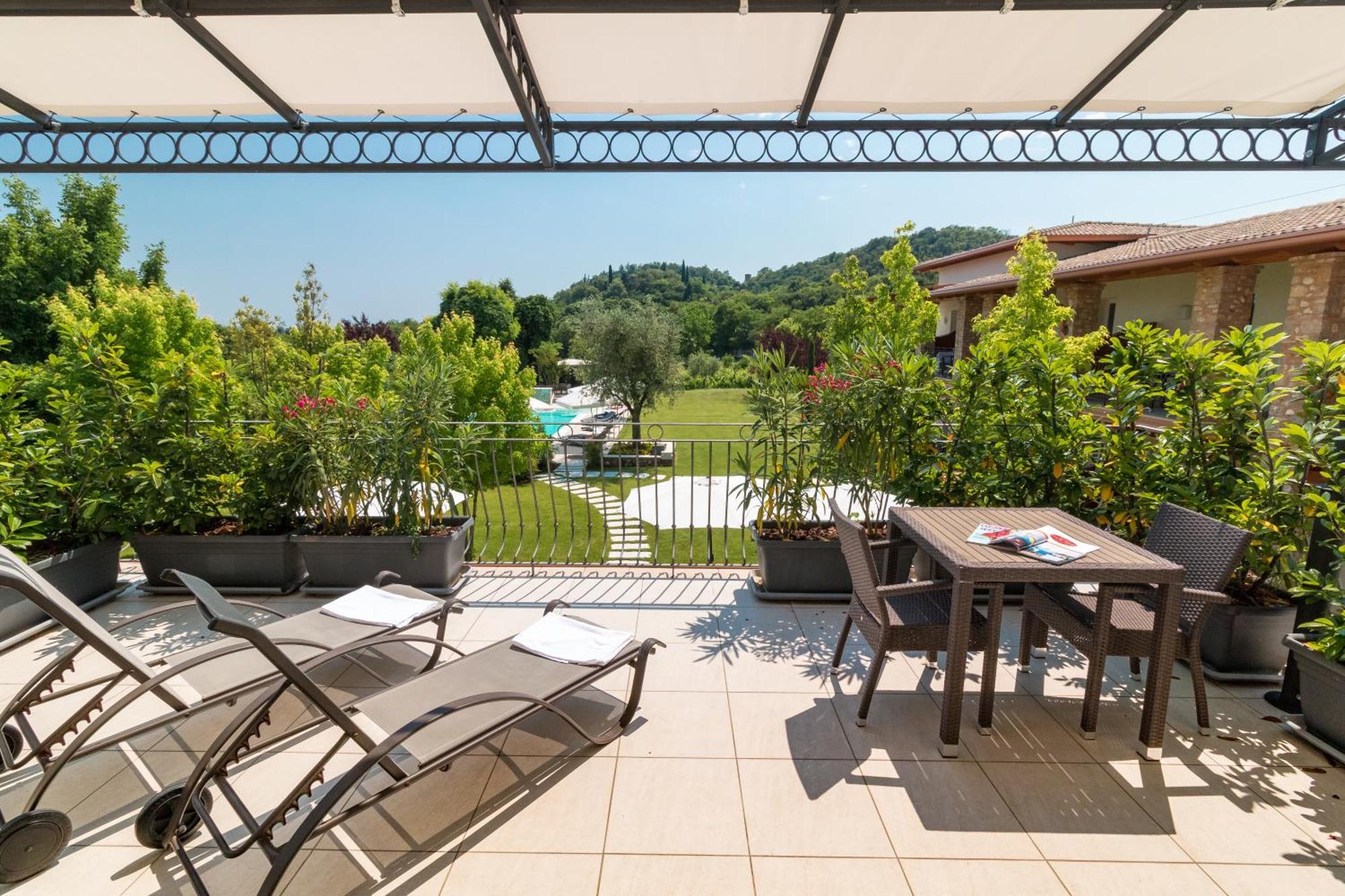 דסנזאנו דל גארדה Agriturismo Corte Aurea מראה חיצוני תמונה