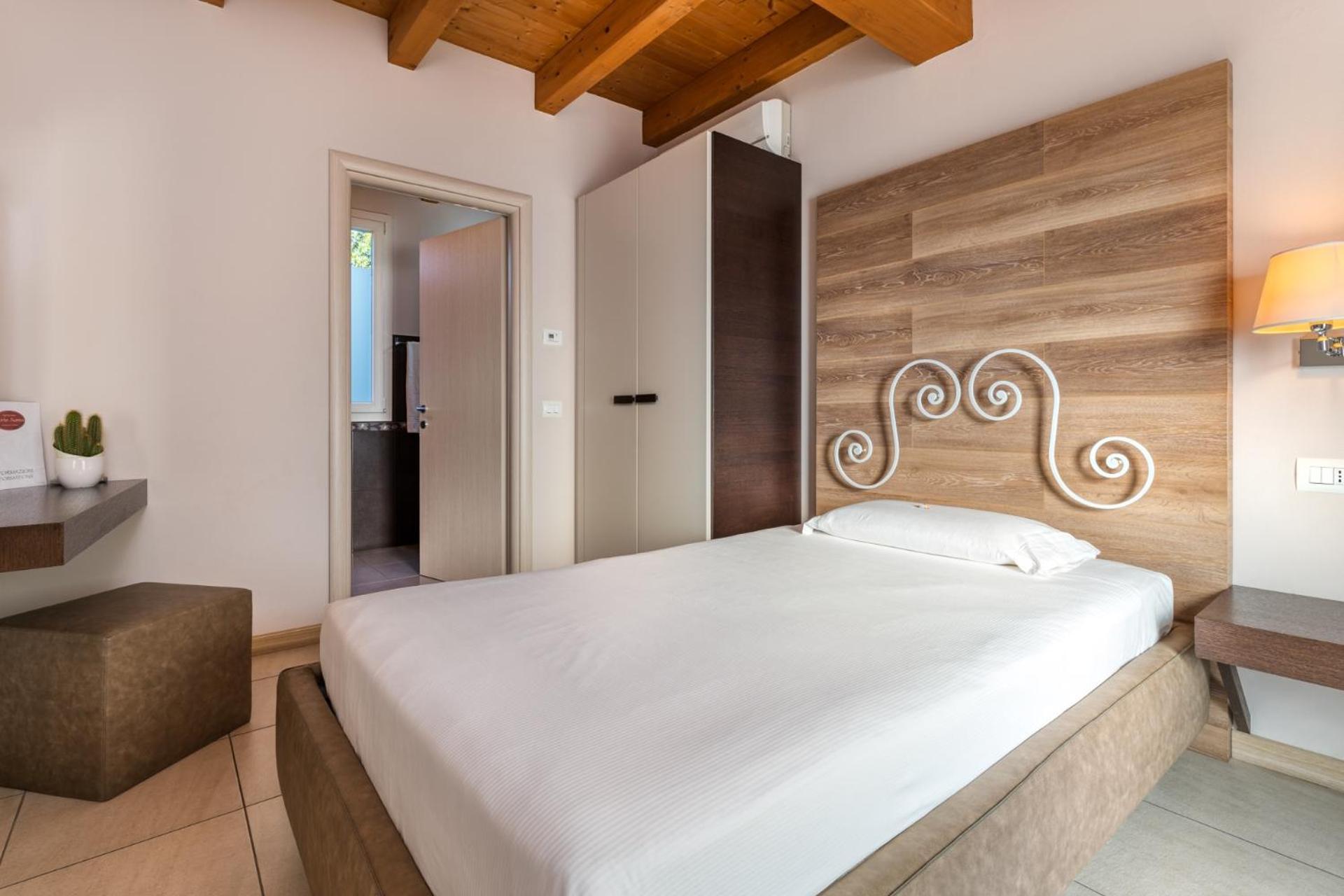 דסנזאנו דל גארדה Agriturismo Corte Aurea מראה חיצוני תמונה