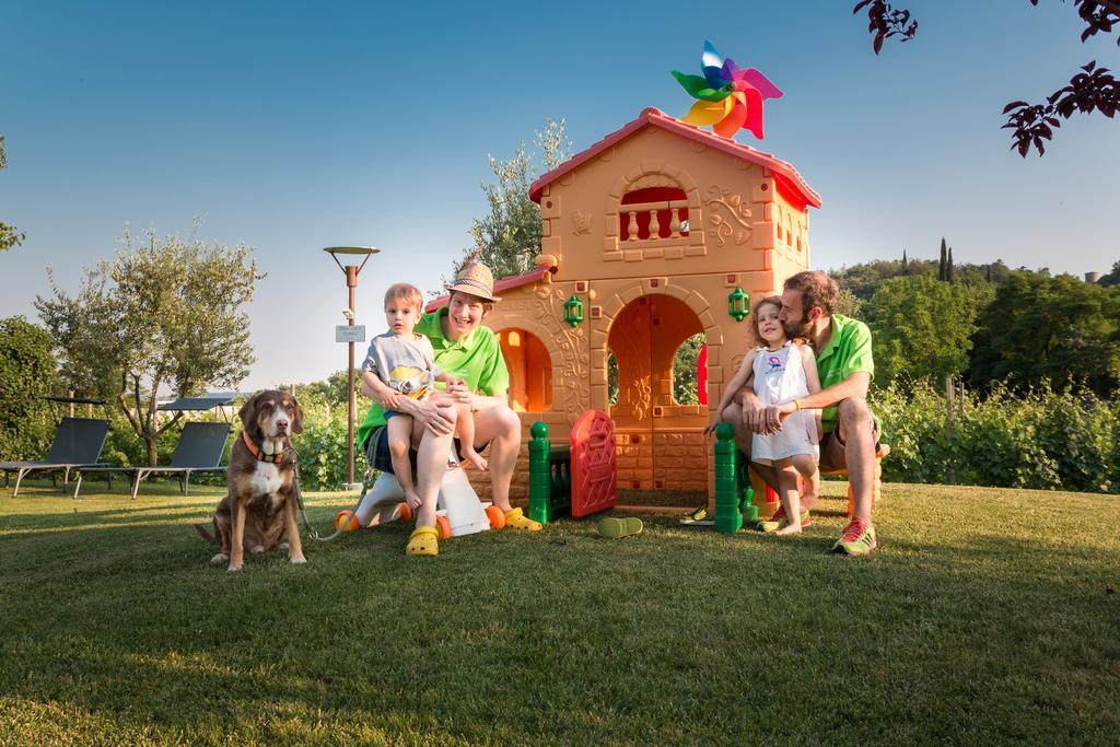 דסנזאנו דל גארדה Agriturismo Corte Aurea מראה חיצוני תמונה