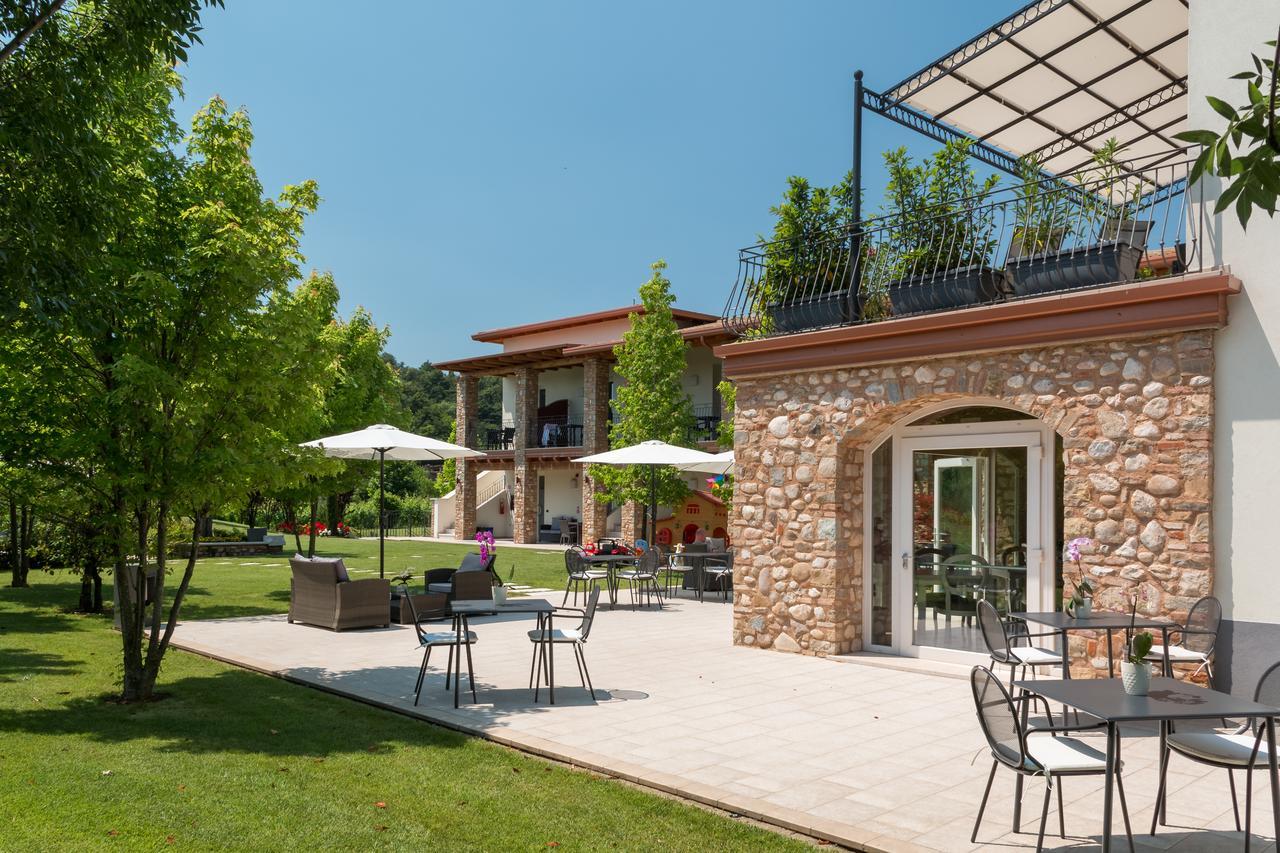 דסנזאנו דל גארדה Agriturismo Corte Aurea מראה חיצוני תמונה